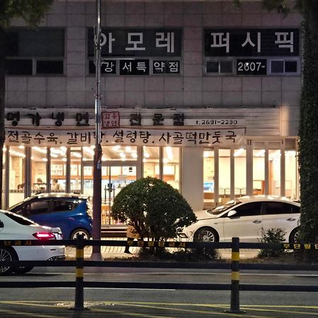 Gamseong House #Gimpo Airport 10 Min #Hwagok Station #Netflix #Beamprojet #Niceview Seoul Exteriör bild